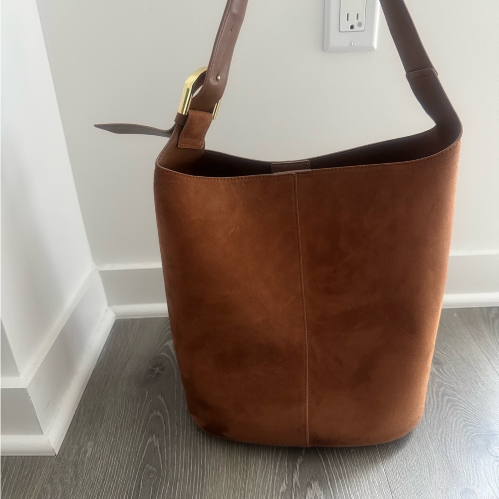 Elegant Brown Suede Shoulder Bag - Picture 2 of 5